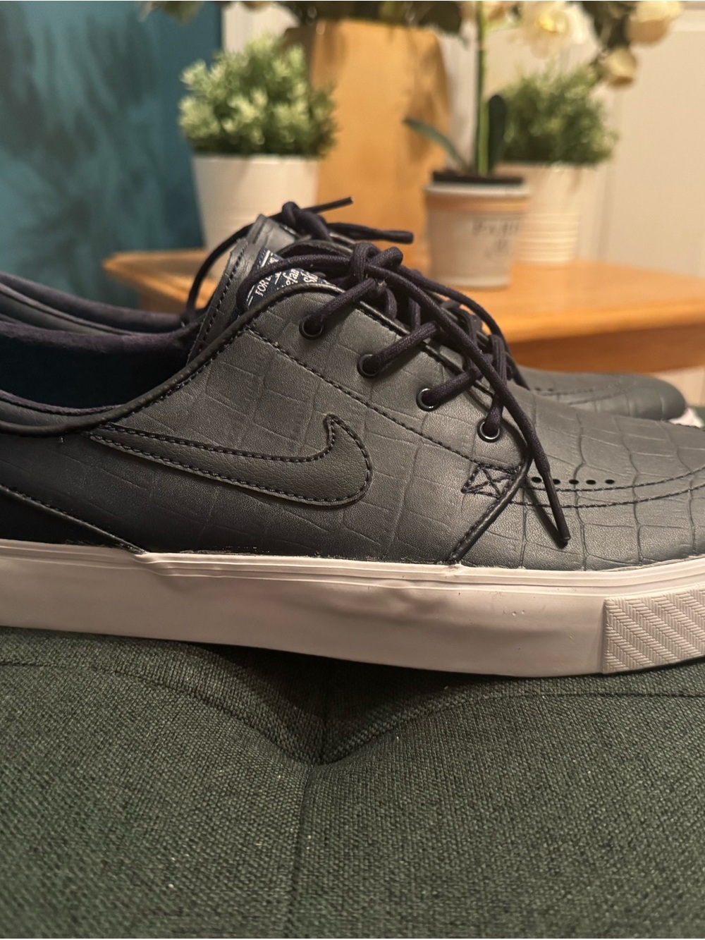 Nike Men’s Navy Croc-Embossed Low Top Sneakers